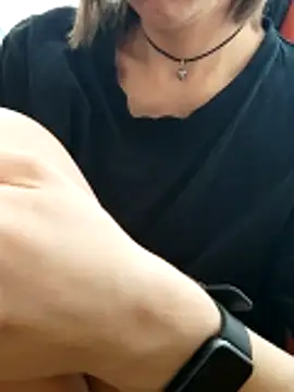 Aashikalaa Chat XXX in diretta