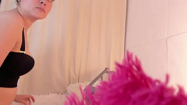 miss_alhy élő XXX-chatje