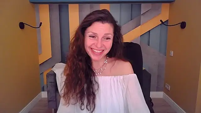 Chat +18 de EllaLong ao vivo