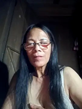 Show modela toyo_668 na web-kameri