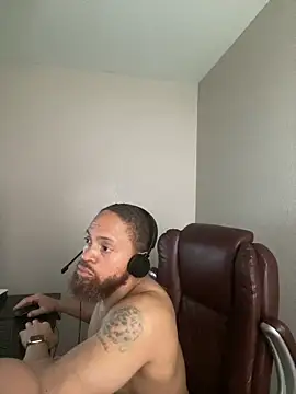 Fathero1time's Live XXX Chat