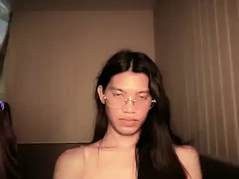 Chat XXX en directo de Yourgoddess_jayve