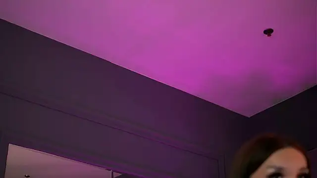 BrattyScarlet webcam show