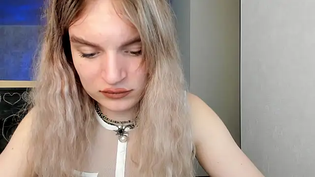 milliKira006 Webcam Show