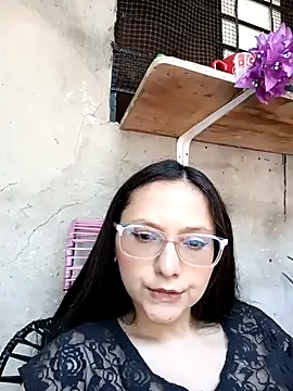 Camilatinass_ Adlı Modelin Canlı XXX Sohbeti