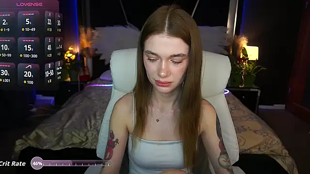 Show modela AnacondaOn na web-kameri