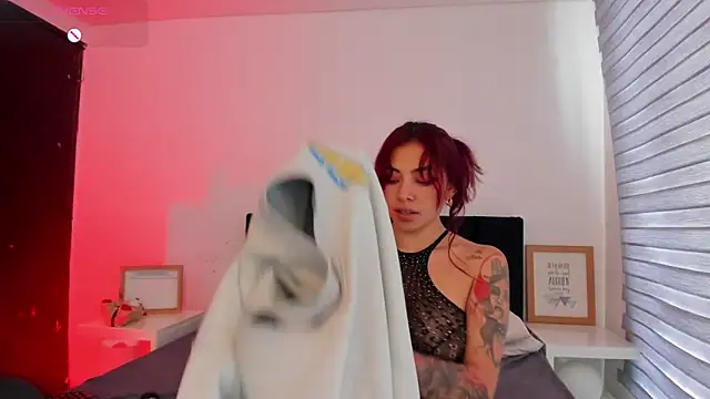 Živý XXX chat melanie_roux__