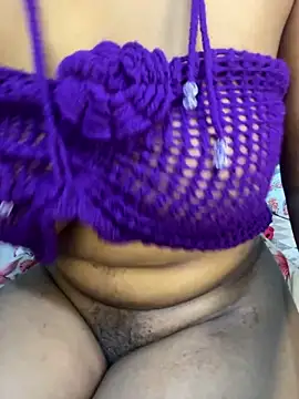 bigbooobs3 Show in webcam