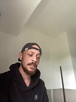 MattMiller28 Live XXX Chat