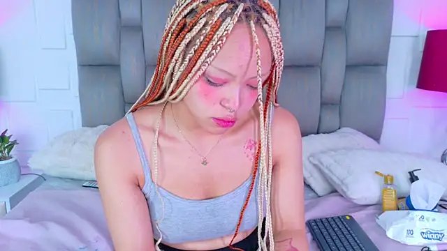 Show modela KeiryGinger na web-kameri