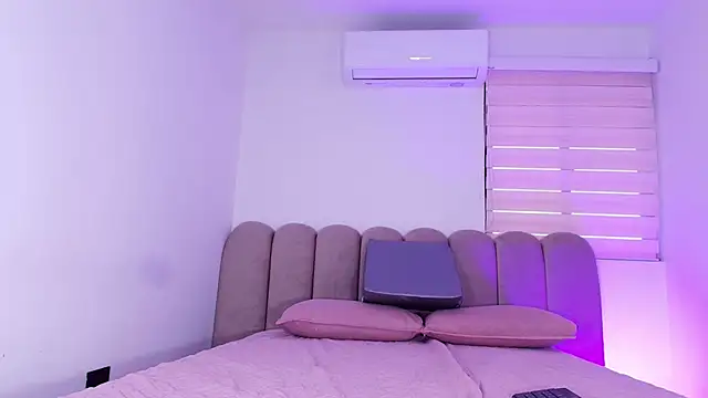 Chat XXX en directo de Marianahernadez_