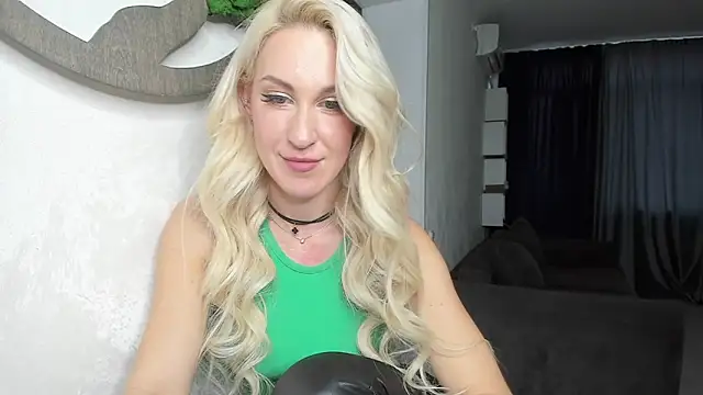 SherryStone Chat XXX live