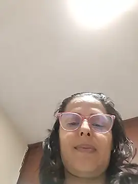 Pokazy przed kamerką – Bella_Morena27