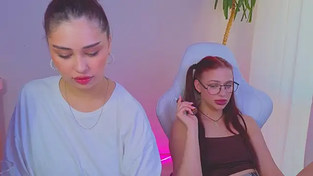 Czat XXX na żywo – Sofia_Plump