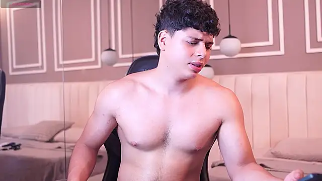 Ethan_occonor Show in webcam