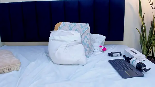 mayaevansmg Live XXX-Chat