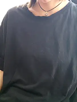 Chat XXX en directo de Aashikalaa
