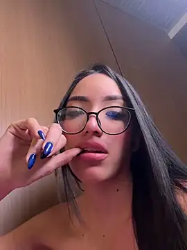 Chat +18 de lissafeniix_ ao vivo
