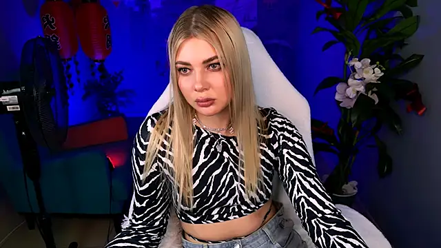HyileyClark's Live XXX Chat