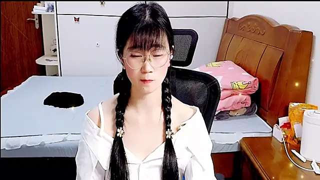 Miss_Lee996633: απευθείας συνομιλία ΧΧΧ