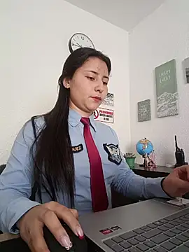 Queen_linda1: απευθείας συνομιλία ΧΧΧ