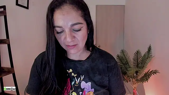 urcute_kitten's Live XXX Chat