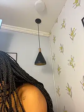 Laia_white Live XXX Chat