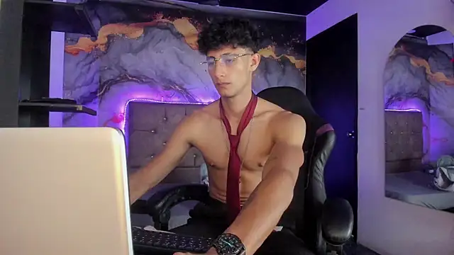 MaxiimoRomano_ – Live XXX-chat