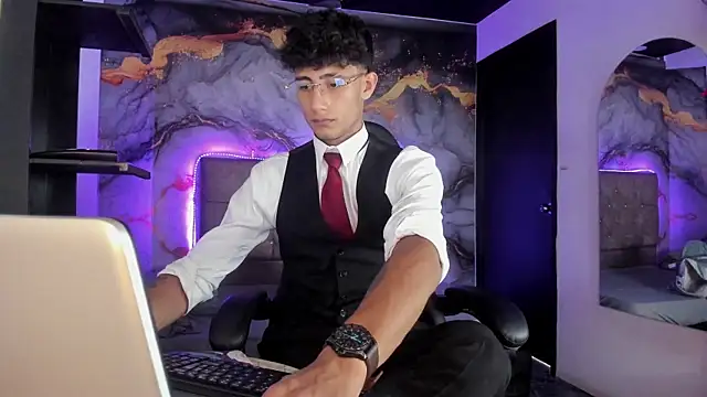 MaxiimoRomano_ – Live XXX-chat