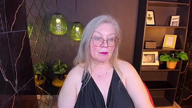 NataliMellow's Live XXX Chat