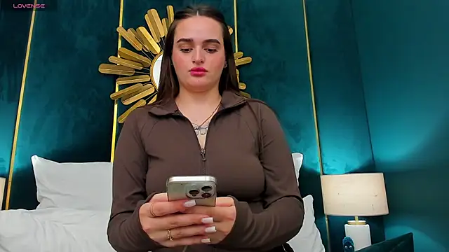 AdellSkyn Live XXX chat