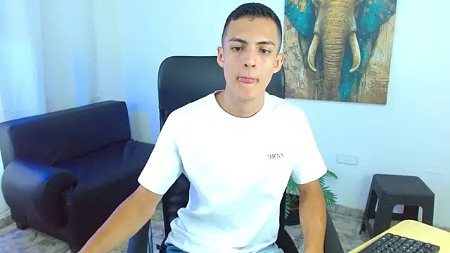 Matiius18 Live XXX Chat