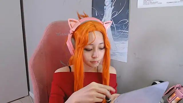 SaxonDibs' Live XXX Chat
