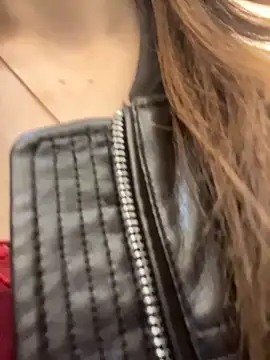 AnitaFly – Naživo XXX chat