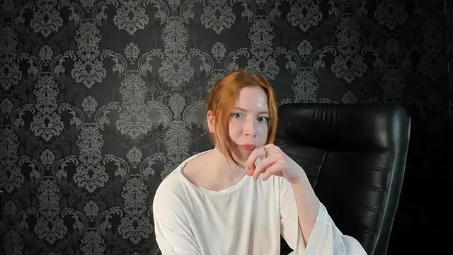 XXX chat uživo modela OhMyStella