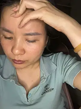 Ivy_Trix2's Live XXX Chat