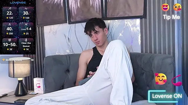 โชว์เว็บแคมของ demian_hot99