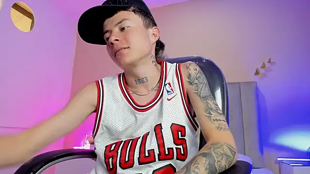 Nascary_Fox Live XXX Chat