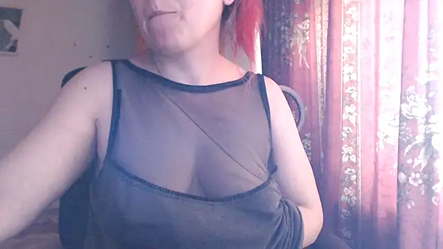 Chat +18 de NymphoQueenn ao vivo