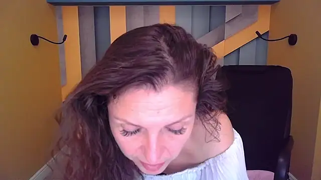 EllaLong's Live XXX Chat