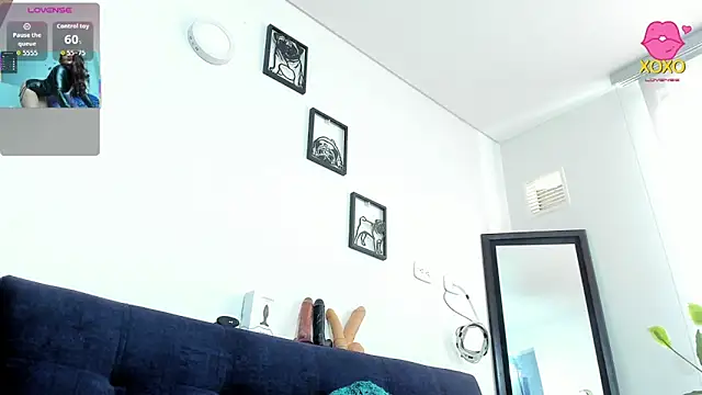 Bessie32 Chat XXX in diretta