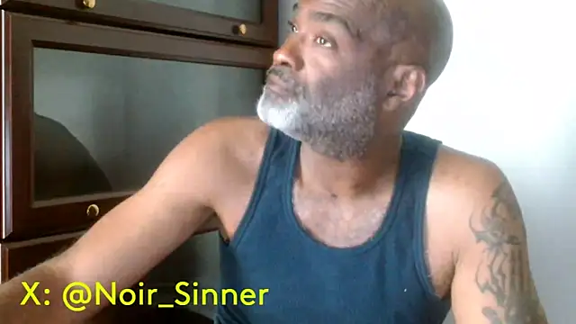 sinnernoir's Live XXX Chat