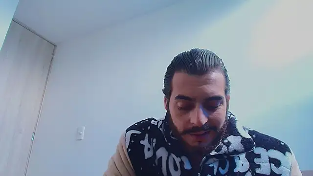 Chat XXX en directo de thomas_gun