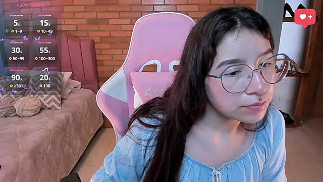 XXX chat uživo modela Amy_joones