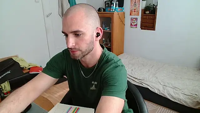 Show modela OskarBreno na web-kameri