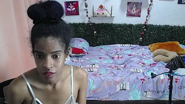 thianahorny – webcam-show