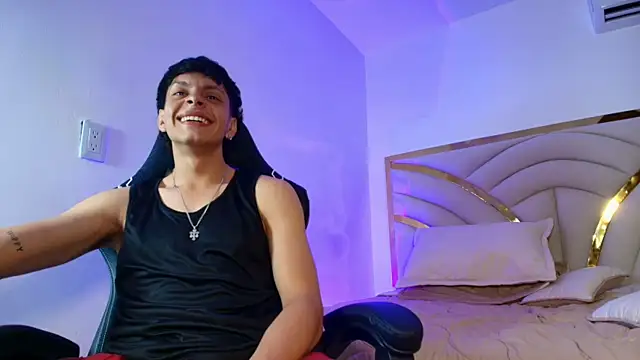 Вебкам-шоу Milo_Storm