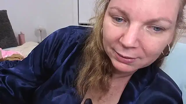 l4dyc4pricorn76's Webcam Show