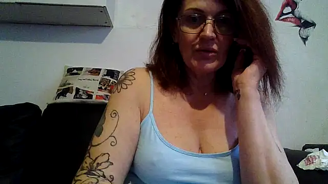 RubyyRosee 라이브 XXX 채팅