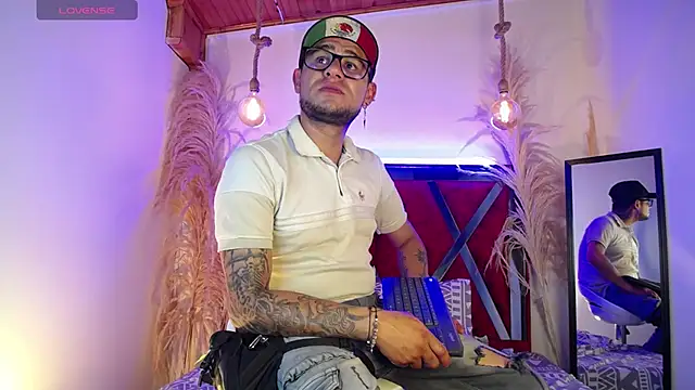 Show de Nickk_21_ na webcam